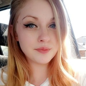 Meet your Posher, Hali